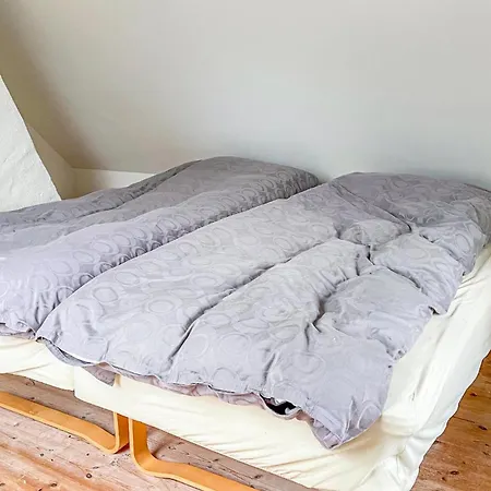 3 Bedroom Amazing In Holiday home